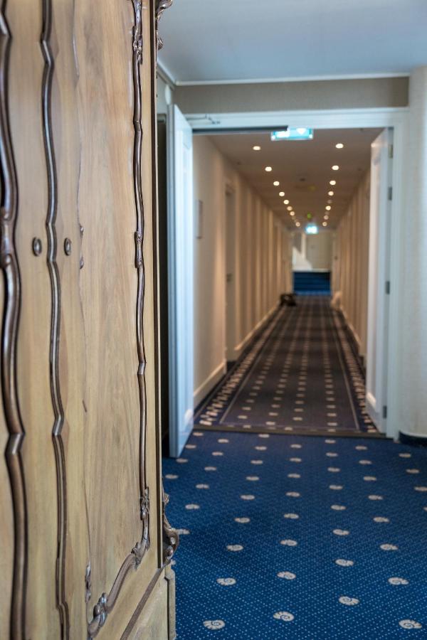 Strandhotel Nassau-Bergen Bergen aan Zee Exterior photo