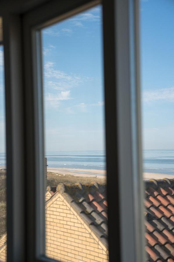 Strandhotel Nassau-Bergen Bergen aan Zee Exterior photo